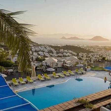 Bodrum My Mira Deluxe فندق تورغوتْريس