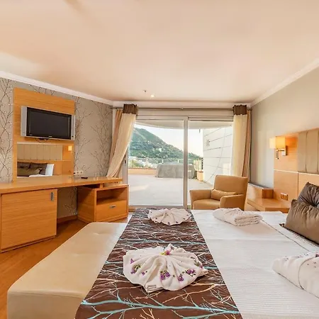 Bodrum My Mira Deluxe 호텔 *